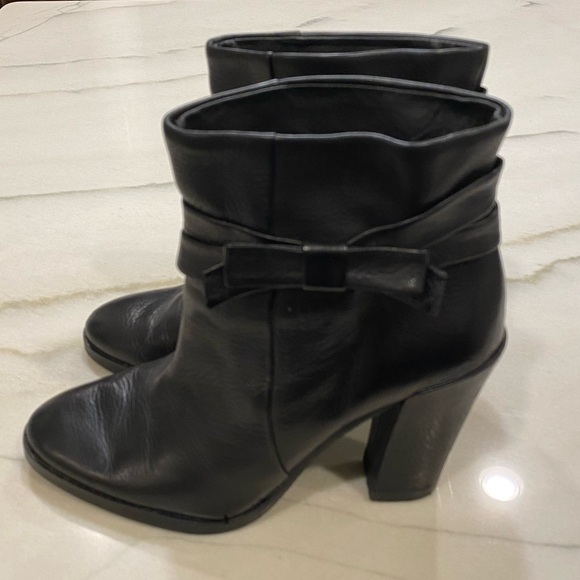 Kate Spade Boots Size 9 Black Leather - Picture 13 of 14